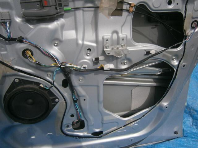 Мотор стеклоподъемника Toyota Noah