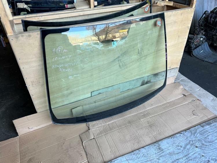 Лобовое стекло Тойота Приус в Улан-Удэ 236521