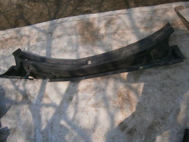Решетка под лобовое стекло Тойота Королла Румион в Улан-Удэ 25550