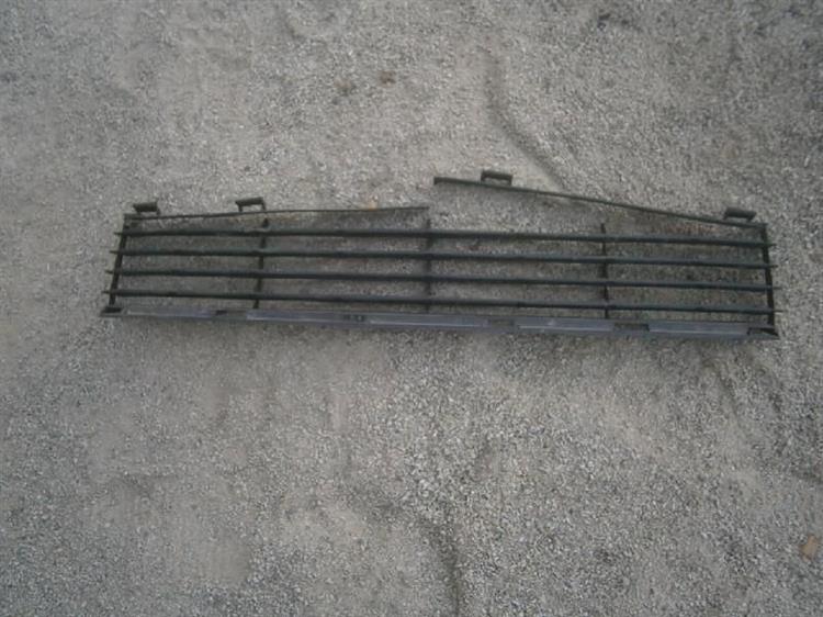 Решетка радиатора Тойота Приус в Улан-Удэ 64071